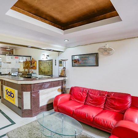 Fabhotel Altus Gurgaon Bagian luar foto