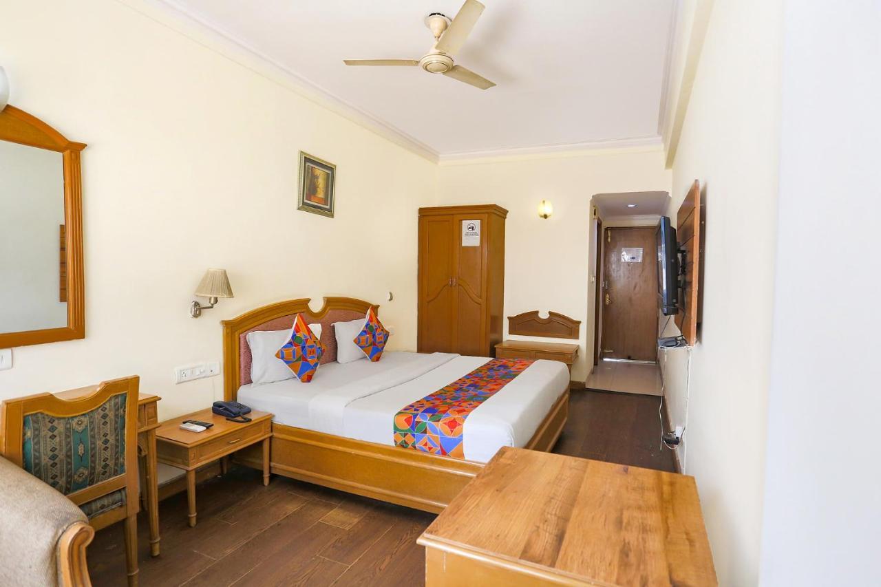 Fabhotel Altus Gurgaon Bagian luar foto