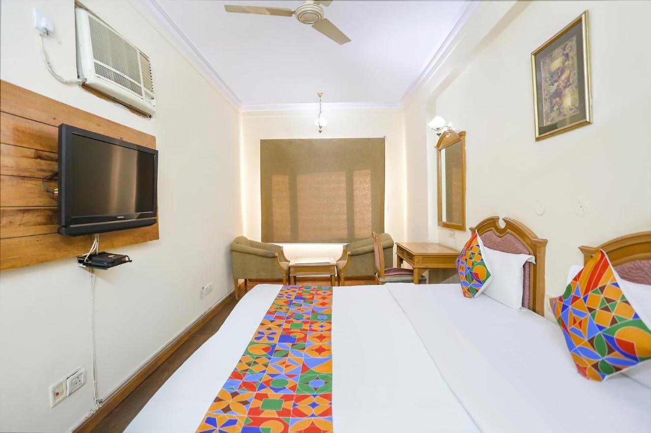 Fabhotel Altus Gurgaon Bagian luar foto