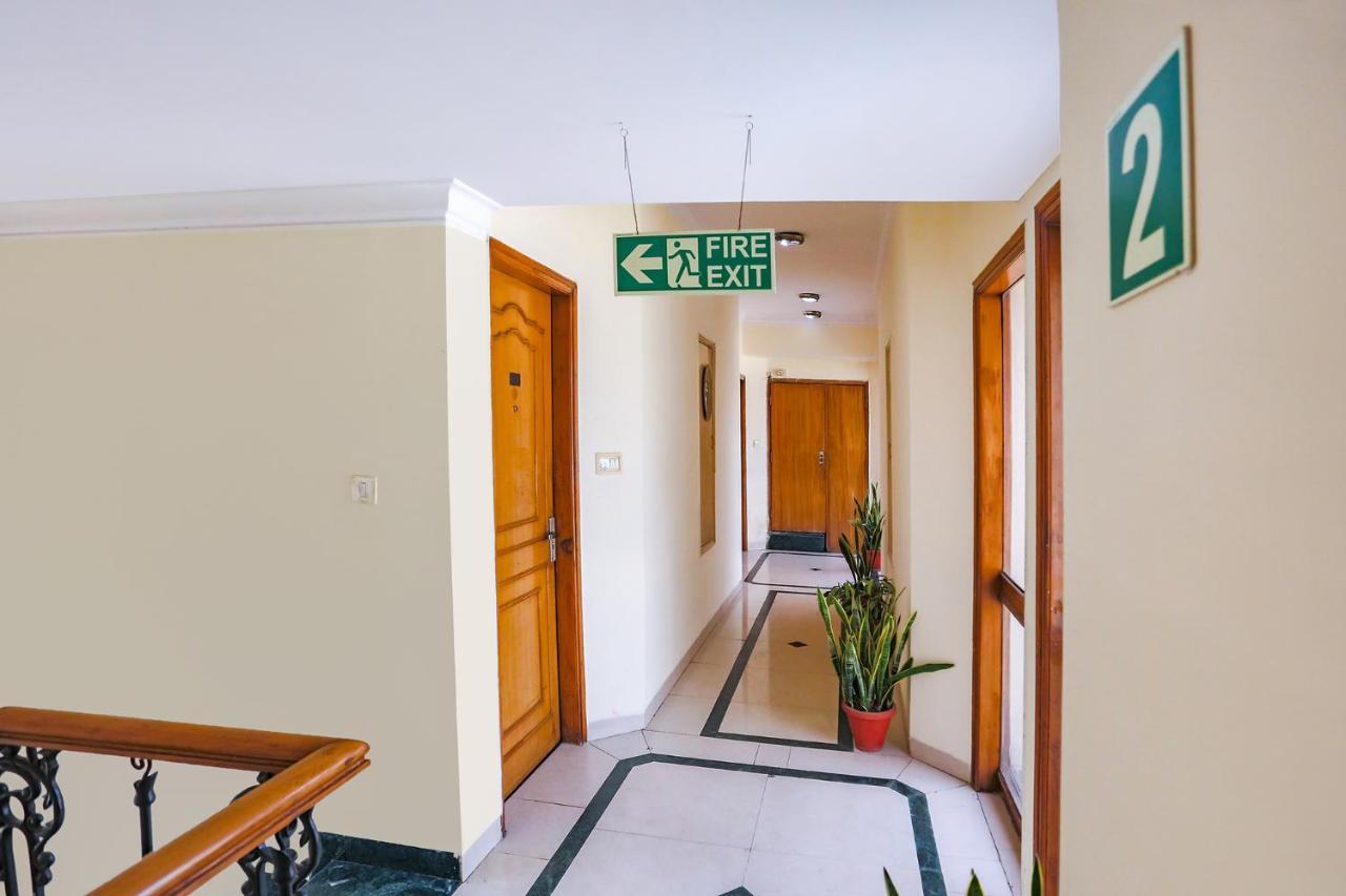 Fabhotel Altus Gurgaon Bagian luar foto