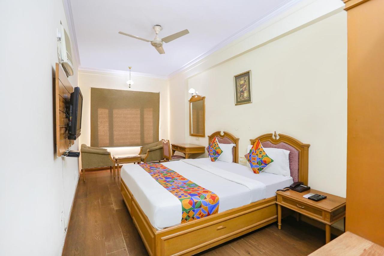 Fabhotel Altus Gurgaon Bagian luar foto