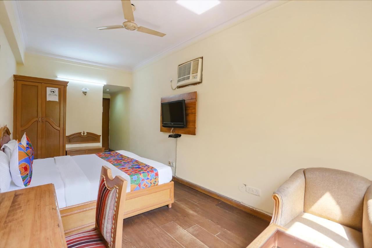 Fabhotel Altus Gurgaon Bagian luar foto