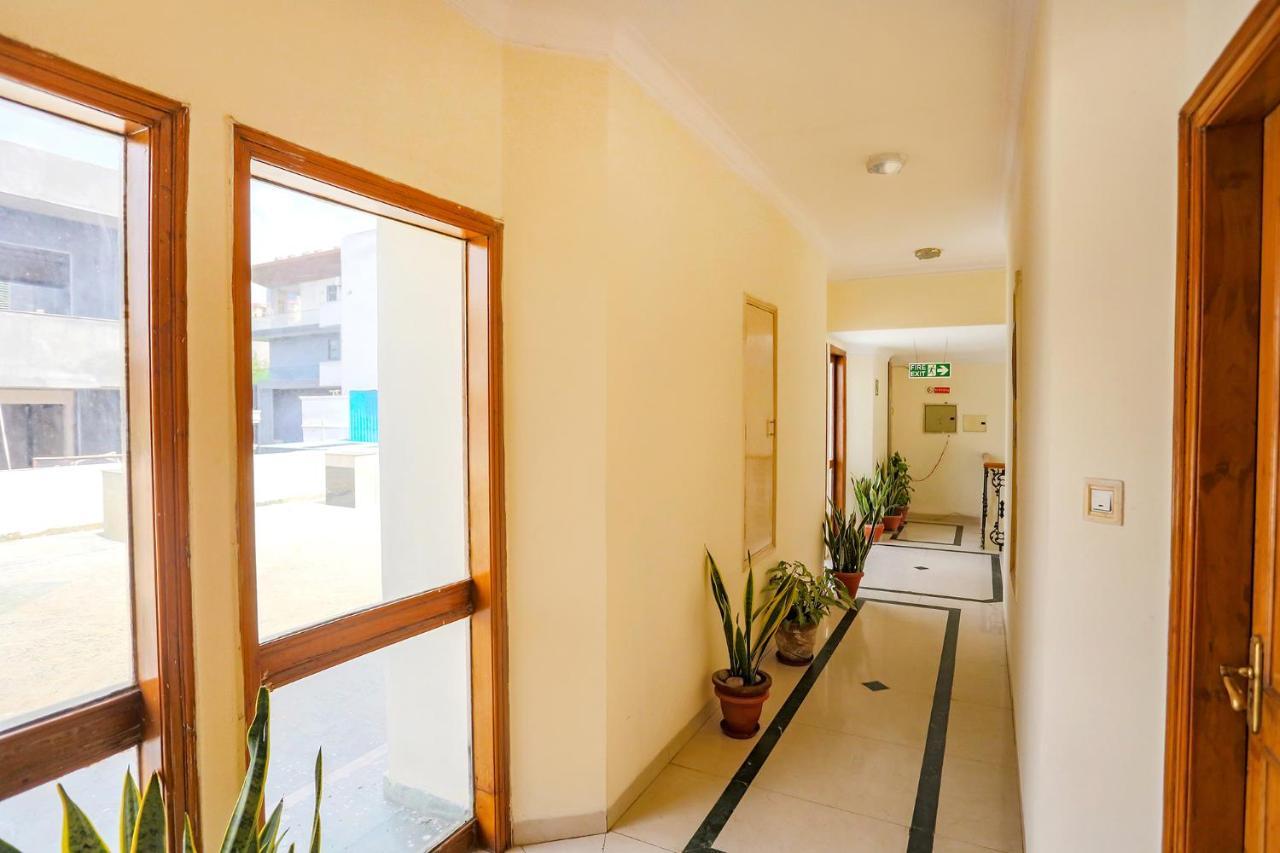 Fabhotel Altus Gurgaon Bagian luar foto