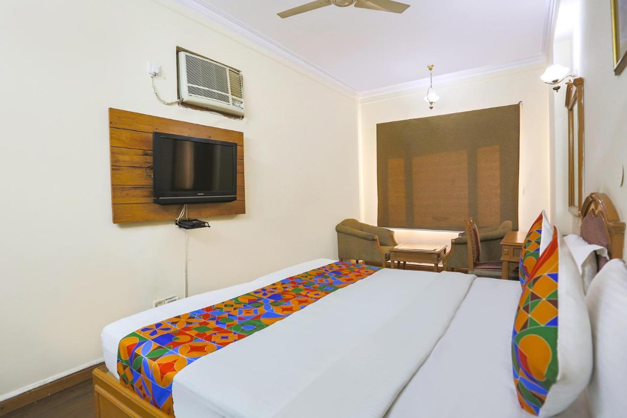 Fabhotel Altus Gurgaon Bagian luar foto